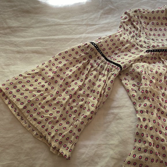 French connection bell sleeve top - Picture 5 of 8